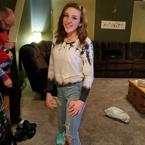 Meet your Posher, Crystal